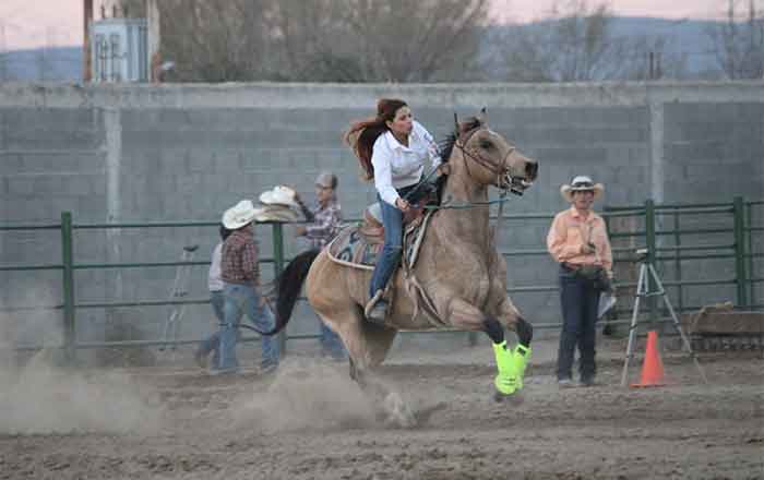 Todo un éxito las eliminatorias de la NBHA 2 CABALLO 3