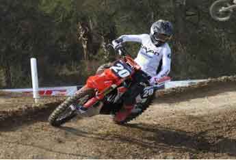 MOTO-1