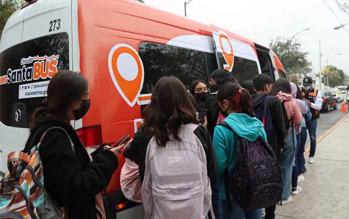 Incrementarán en Santa Catarina a 30 las unidades de 'Santa Bus' 1 SANTA 2