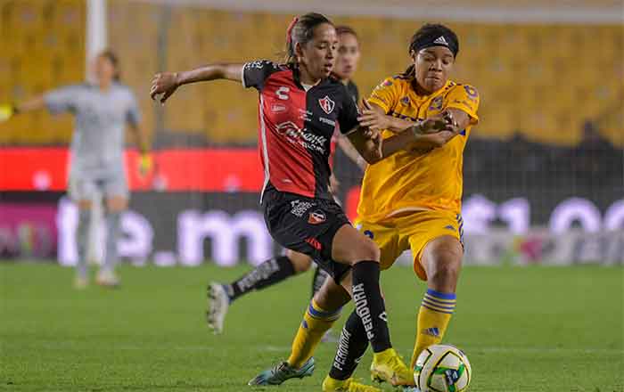 Tigres Femenil comienza con todo por el Bi; derrotan 6-0 al Atlas 4 TIGRES FEM 5