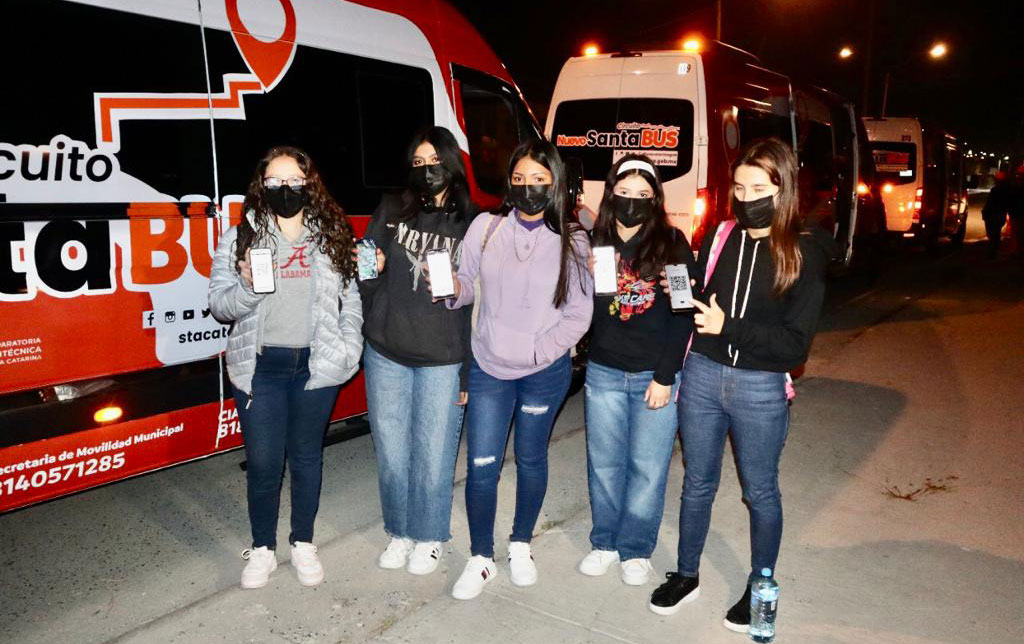 Inician operaciones rutas 'Santa Bus' para estudiantes de Santa Catarina 1 san 1