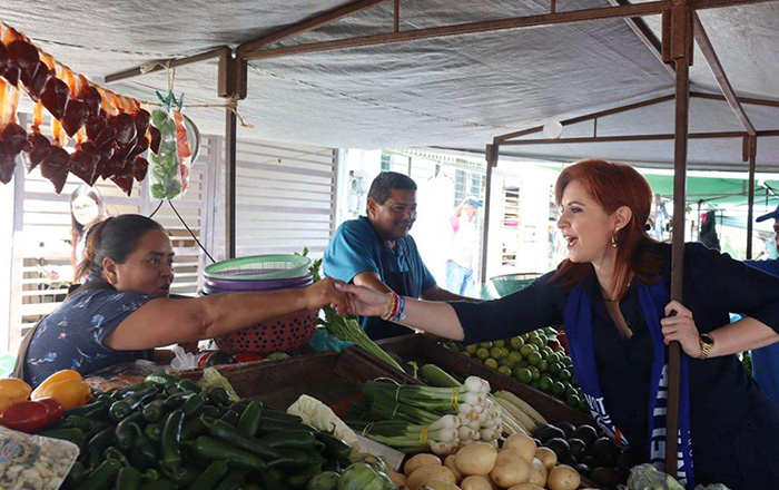 Imelda Sanmiguel recorre mercados del sur de Tamaulipas 1 325648192 2803497746447699 5168439477552399677 n