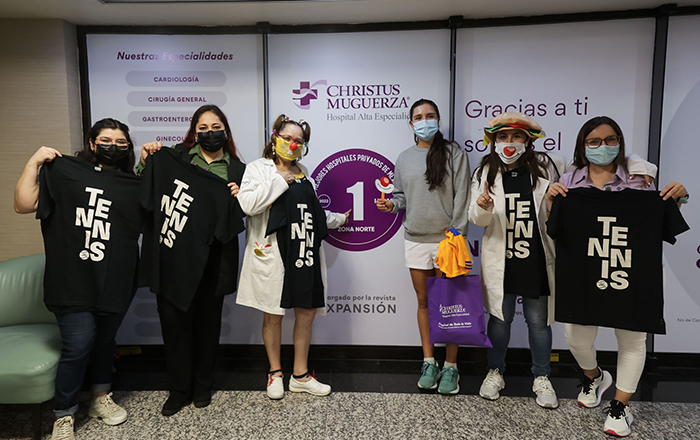 Lleva Camila alegría a pacientes del Hospital Christus Muguerza 2 328872534 510930084546167 4362361070615640866 n