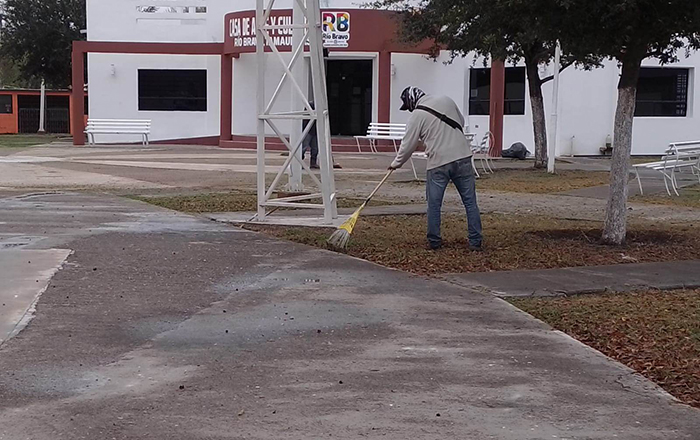 Dan mantenimiento a casa de artes en Río Bravo 1 329191336 738671887555023 4991357577344380987 n