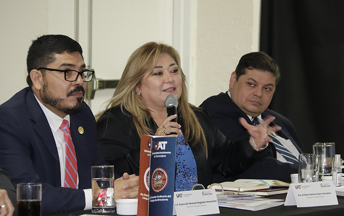 Rector y directores de la UAT evalúan acciones de desarrollo institucional 2 330083618 589639749259172 3429058225889792968 n