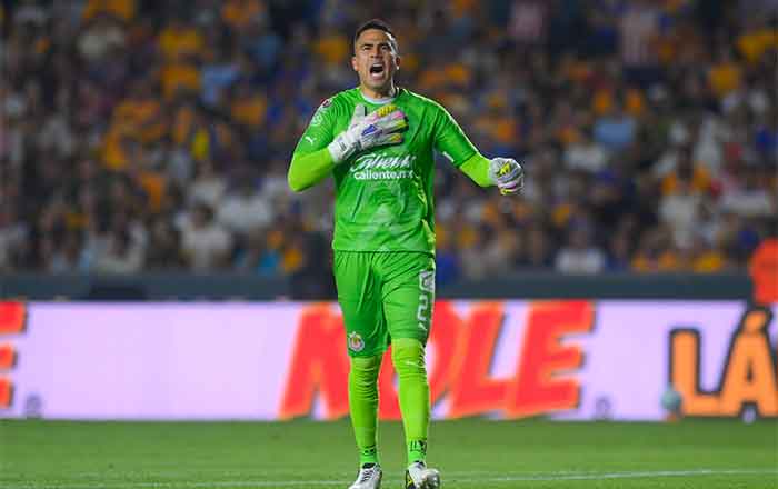 Sorprende Chivas a Tigres y los derrota 2-1 3 CHIVAS 3