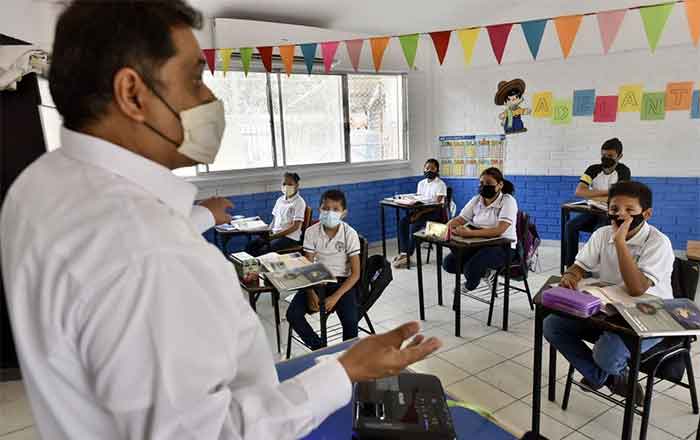 ESCUELAS