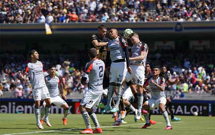 Reparten puntos Pumas y Atlas: 2-2 1 PUMAS 3