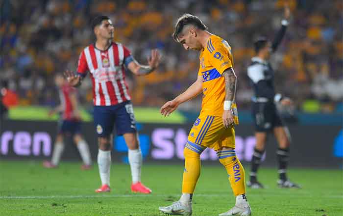 Sorprende Chivas a Tigres y los derrota 2-1 4 TIGRES 7