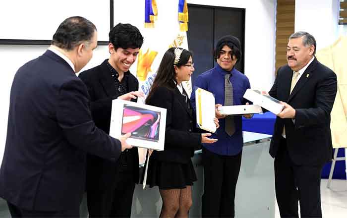 La UANL presenta el logo de su 90 aniversario 1 UANL 2
