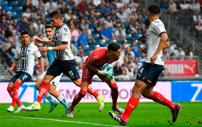 Imbatibles, Rayados se queda con el liderato 3 mty