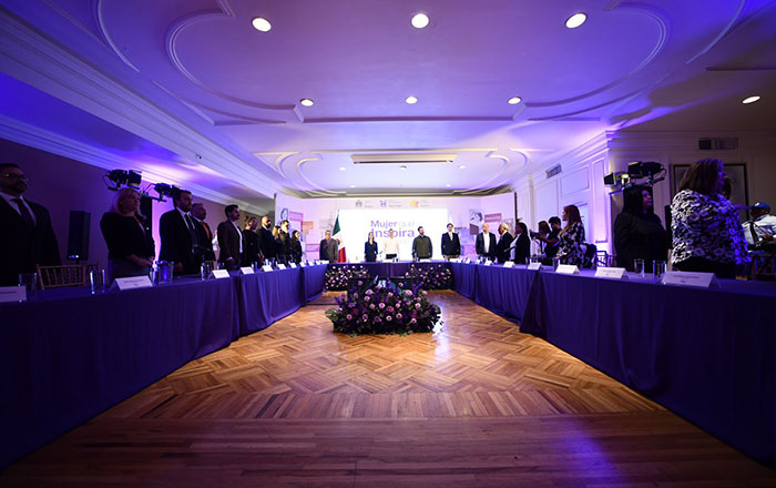 Reconoce Ayuntamiento de Monterrey a destacadas mujeres 1 333470566 2066889497035734 2909058003974832979 n