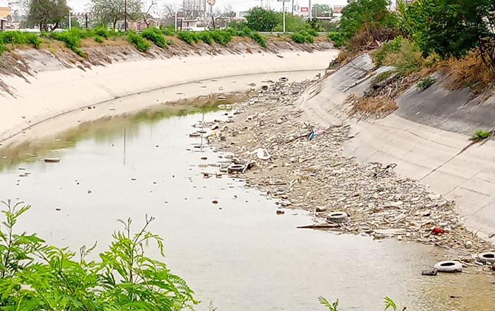 Disminuye el nivel en canales de Reynosa; emerge la basura 5 334870809 729948701920640 4675678439430760237 n