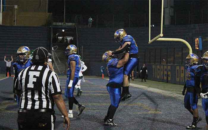 Auténticos Tigres dominan a Potros Salvajes 55-0 1 AUTENTICOS 2