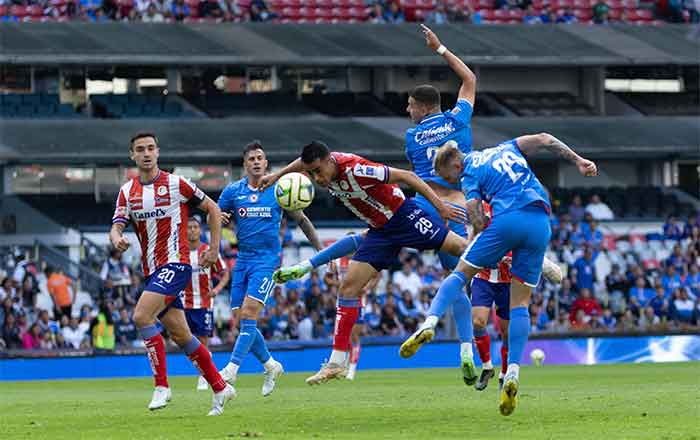 Cruz Azul sigue ganando con 'El Tuca' 2 CRUZ AZUL 2