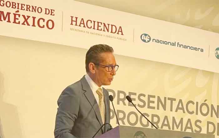 México solamente verá pasar la crisis bancaria en EU: Daniel Becker 1 DANIEL BECKER