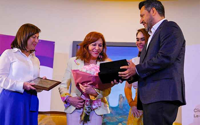 Empodera Valentina Alazraki a mujeres en su día 2 GUADALUPE 1