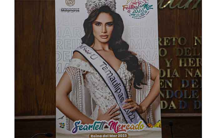 Devela Mario López foto de Scarlett Mercado, reina del Festival del Mar 1 REINA 1