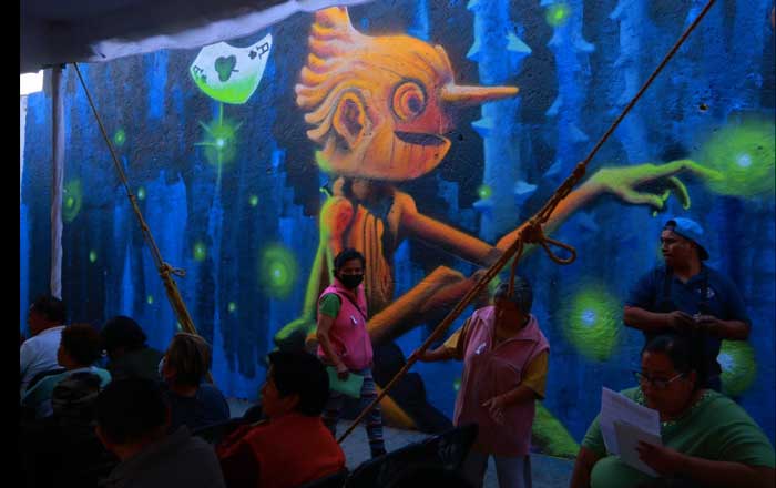 Con mural en Iztapalapa, rinden homenaje a Guillermo del Toro 1 pi