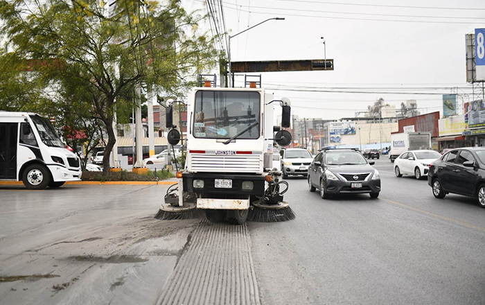 Vuelven a Monterrey las barredoras eléctricas 3 338042668 584102333680209 8735559139990613397 n