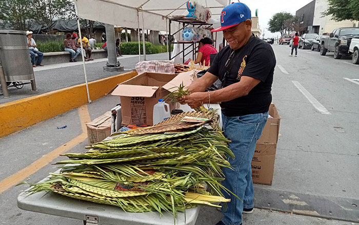 Llegan a Reynosa ramos y motivos por el Domingo de Ramos 5 338709566 566877571912606 6187431082191179853 n