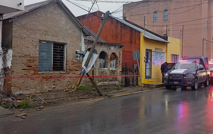 Deja lluvia inundaciones, árboles y postes caídos en Reynosa 1 340187007 3468026356809571 3346155580372536718 n