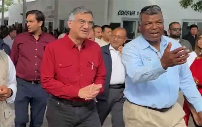 Visita Américo Villarreal albergue ‘Senda de Vida’ 1 AMERICO 2 1