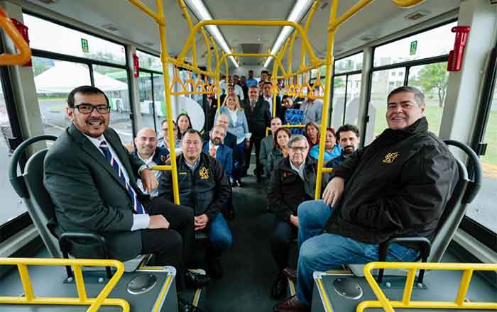 AUTOBUS