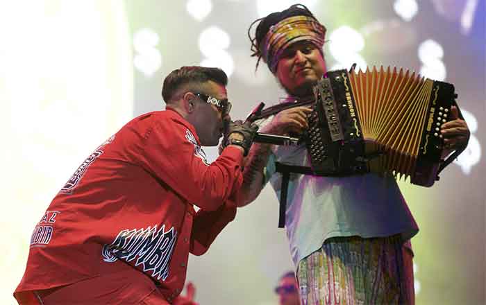 Asisten 80 mil personas al 'Cumbión del Zócalo' 4 CUMBION 4