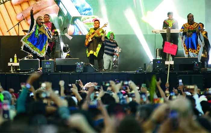 Asisten 80 mil personas al 'Cumbión del Zócalo' 1 CUMBION