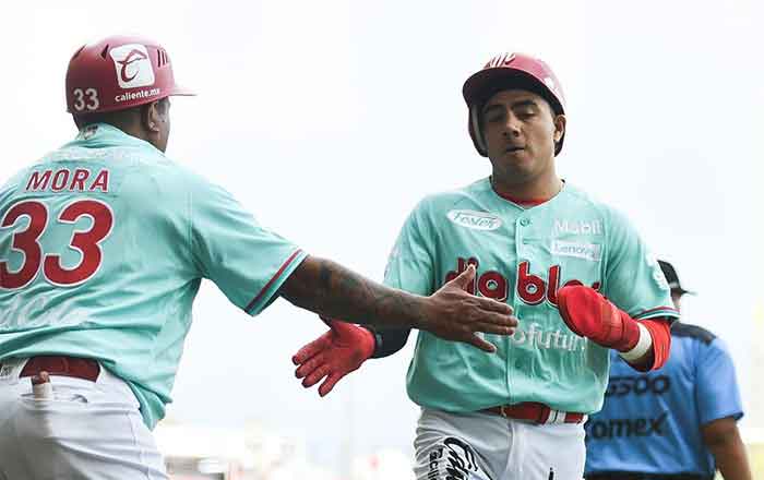 Se queda Diablos con la serie en la 'guerra civil' 4 DIABLOS 7