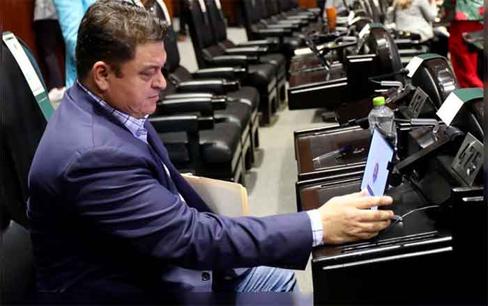 Propone diputado combatir la sequía con 'cosecha' de agua en hogares 1 JUAN GONZALEZ
