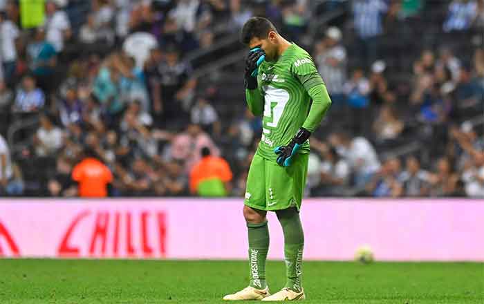 Rayados golea a Pumas y llega a 40 puntos 4 PUMAS 5