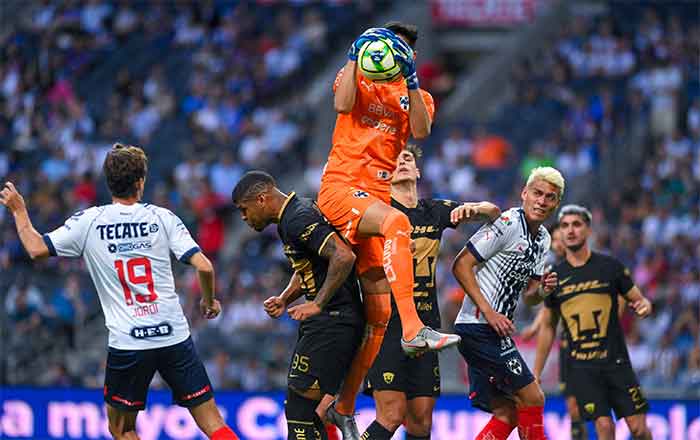 Rayados golea a Pumas y llega a 40 puntos 7 RAYADOS 3 2
