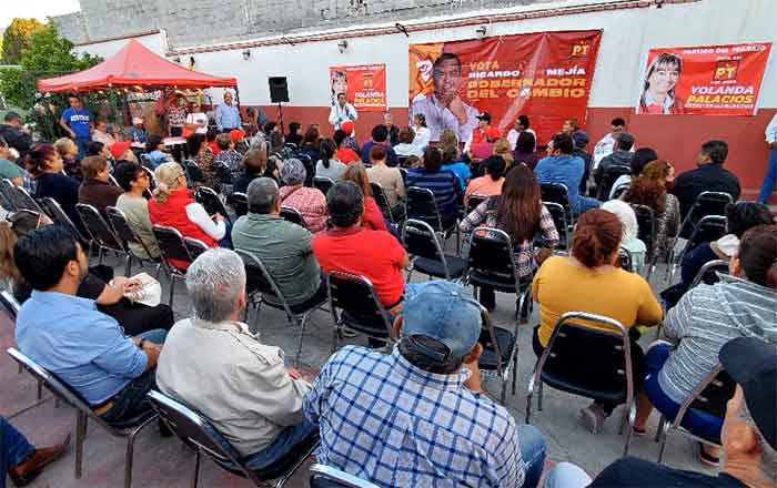 Llega ‘El Tigre’ a sectores olvidados por el Gobierno de Saltillo 1 RICARDO MEJIA 2 3
