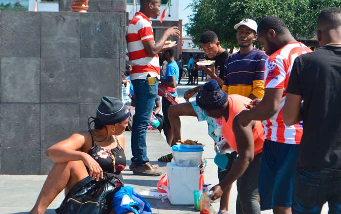 Haitianos ofertan su gastronomía en Reynosa 1 haitianos1