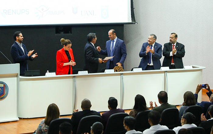 Promueven universidades ambientes favorables para la salud 2 primera reunion 2