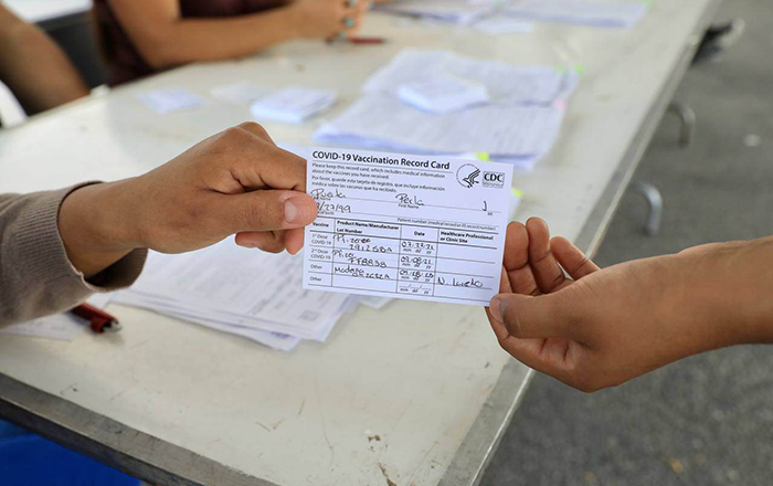 Continúa jornada de vacunación contra Covid para neolaredenses 1 344602010 283267224028658 3261625715758234178 n