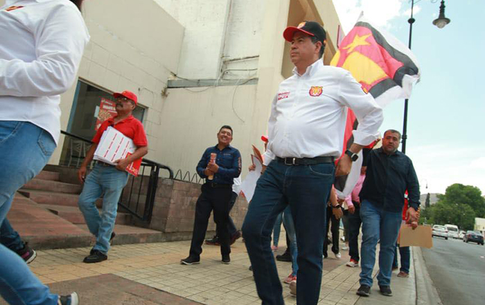 Va Ricardo Mejía por proyectos de desarrollo económico de la mano con empresarios 4 346047100 635891497964592 6614373937970357831 n
