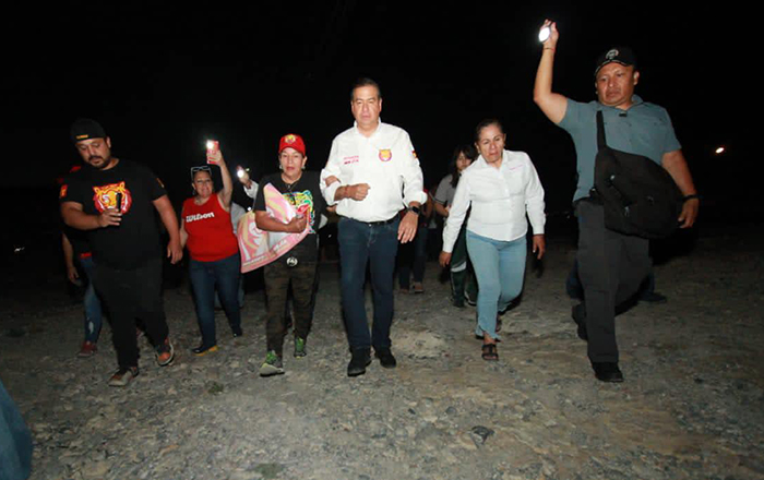 El oriente de Saltillo pide justicia y servicios con Ricardo Mejía 2 346112969 3415184265398013 2373977661716922155 n