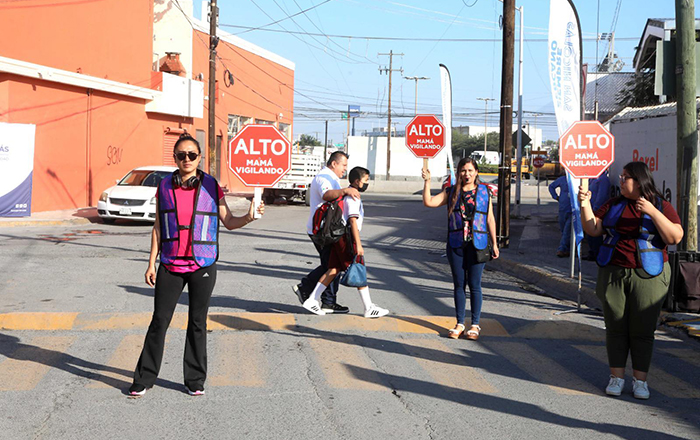 Implementan programa ‘¡Alto!, Mamá-papá, vigilando’ en Hacienda Santo Domigno 3 349531081 1296235421329553 3195701937774211668 n