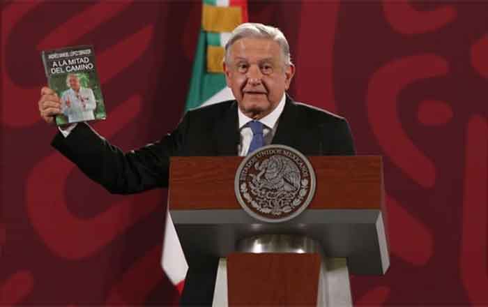 Se está revisando situación de los elevadores del IMSS: AMLO 1 AMLO LIBRO