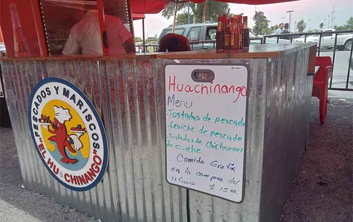 El Huachinango ofrece comida gratis... en la compra de un refresco 1 HUACHINANGO