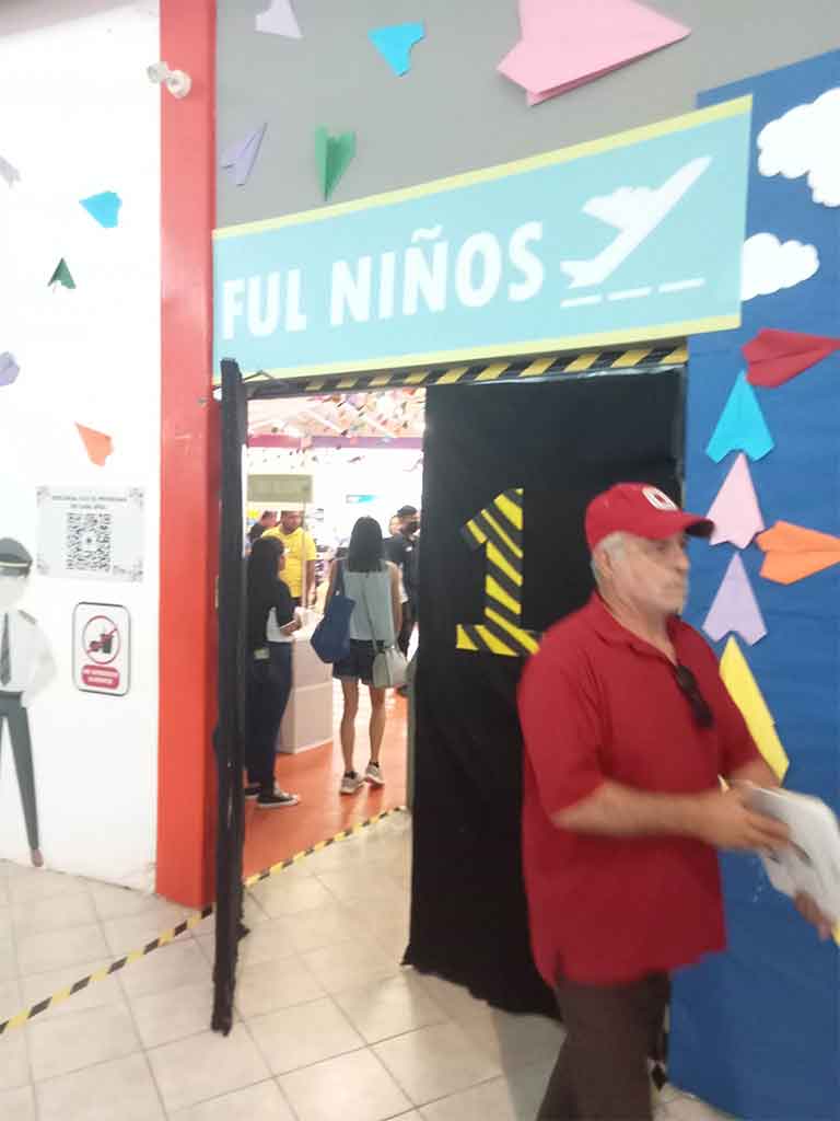 ‘En Reynosa hay niños y jóvenes que nunca han visto un libro’ 1 LIBROS 2