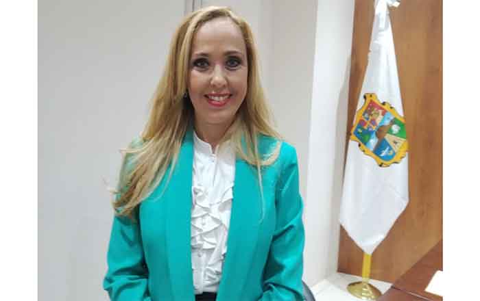 MARCIA-LAURA-GARZA