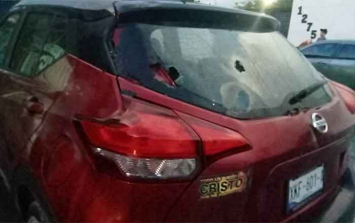 En pleno mayo cae granizada en Reynosa y quiebra cristales de autos 1 PARABRISAS 2