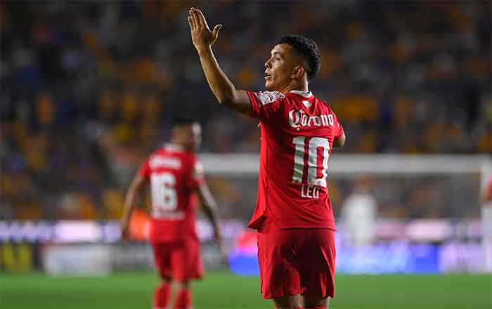Futbol bonito; golea Tigres al Toluca 4-1 y se acercan a semis 5 TOLUCA