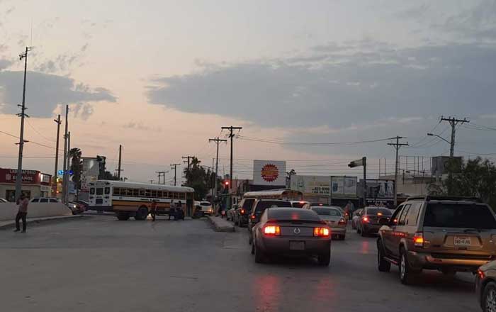 Matamoros sitiada; amanece con bloqueos y ponchallantas 1 dasdfa