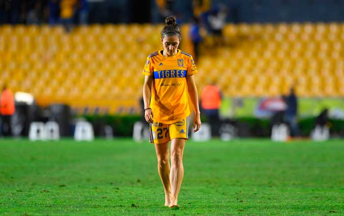 Frustan las Aguilas final regia; eliminan a las Amazonas 5 triste