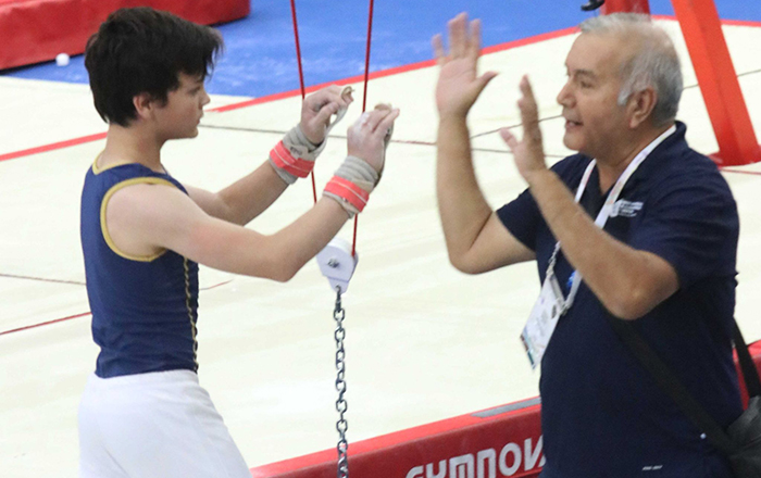 Gimnastas de NL se bañan en oro 1 352918352 998813081292981 6052231753480068251 n